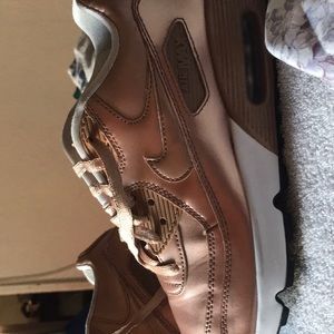 Size 7 Wine Rose gold Air Max